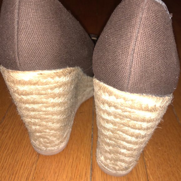 Steve Madden Canvas Espadrille Peep Toe Wedge - Picture 6 of 8